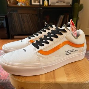 VANS OLD SKOOL LEATHER "HUMAN ERROR" BRAND NEW men’s 9